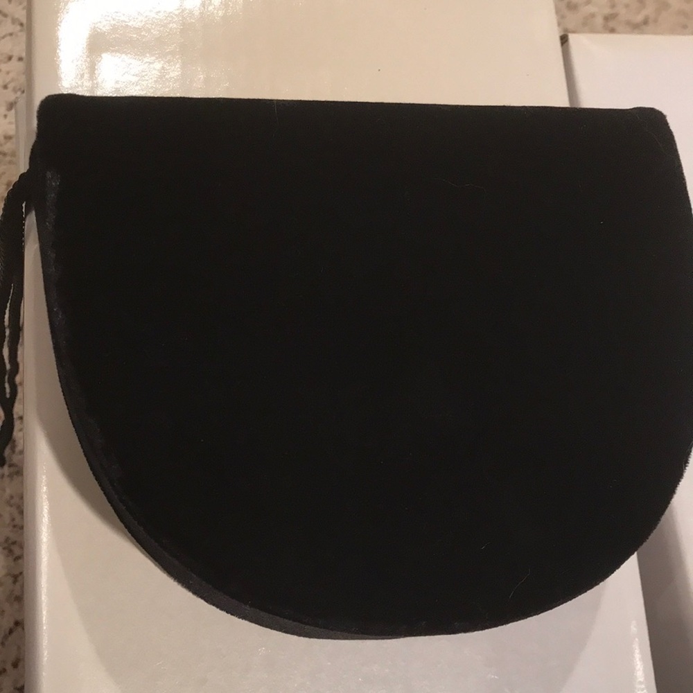 Vintage Velvet clutch/crossbody purse - Picture 3 of 3